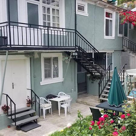 Guest House Green Rose Borjomi Exterior foto